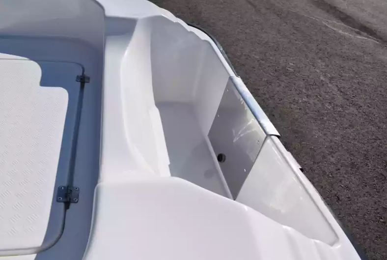 Стеклопластиковая лодка Пингвин (тримаран) в Саранске