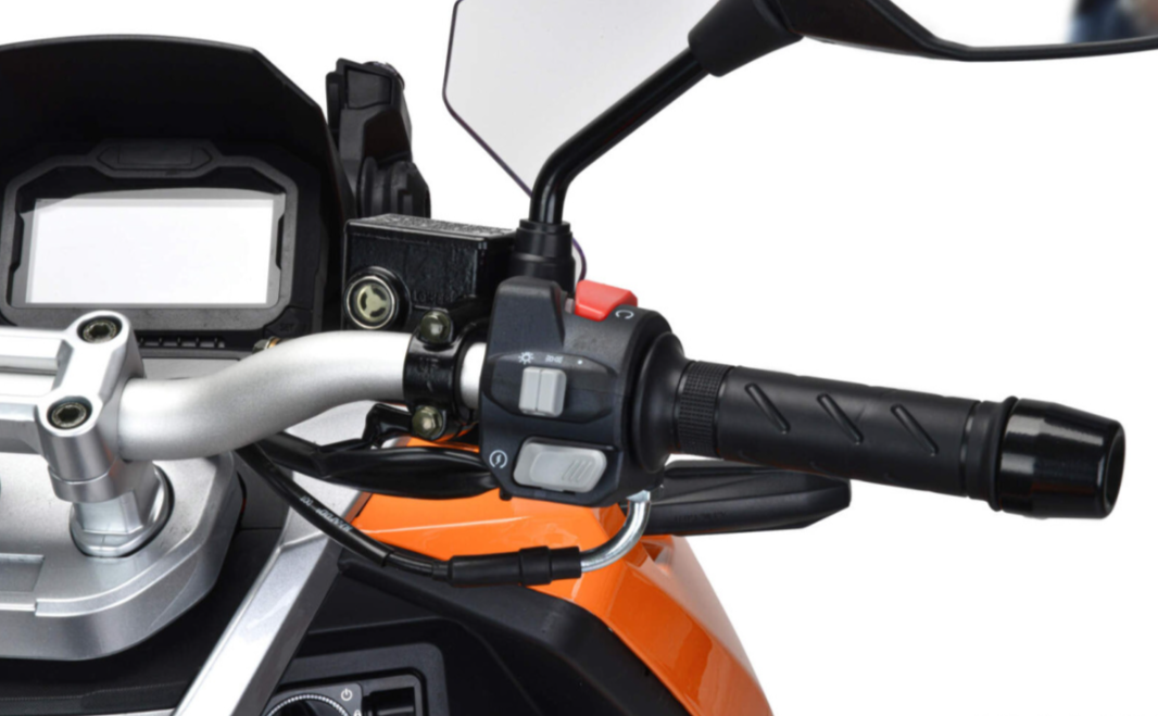 Скутер MOTOLAND (МОТОЛЕНД) T-MAX 150 в Саранске