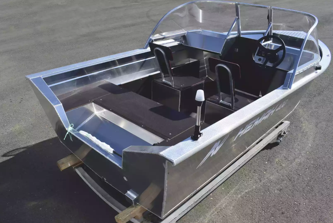 Алюминиевая лодка  Неман-400 DCM в Саранске