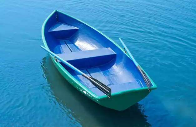 Стеклопластиковая лодка Дельфин в Саранске