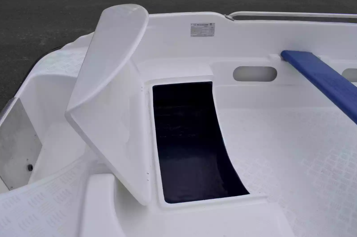 Стеклопластиковая лодка Пингвин New (тримаран) в Саранске