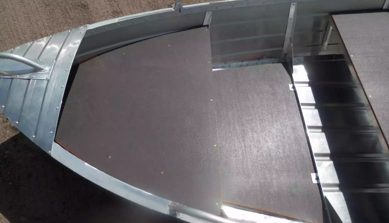 Алюминиевая лодка Вятка-Профи 32 в Саранске