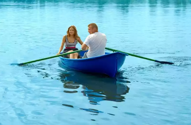 Стеклопластиковая лодка Дельфин в Саранске