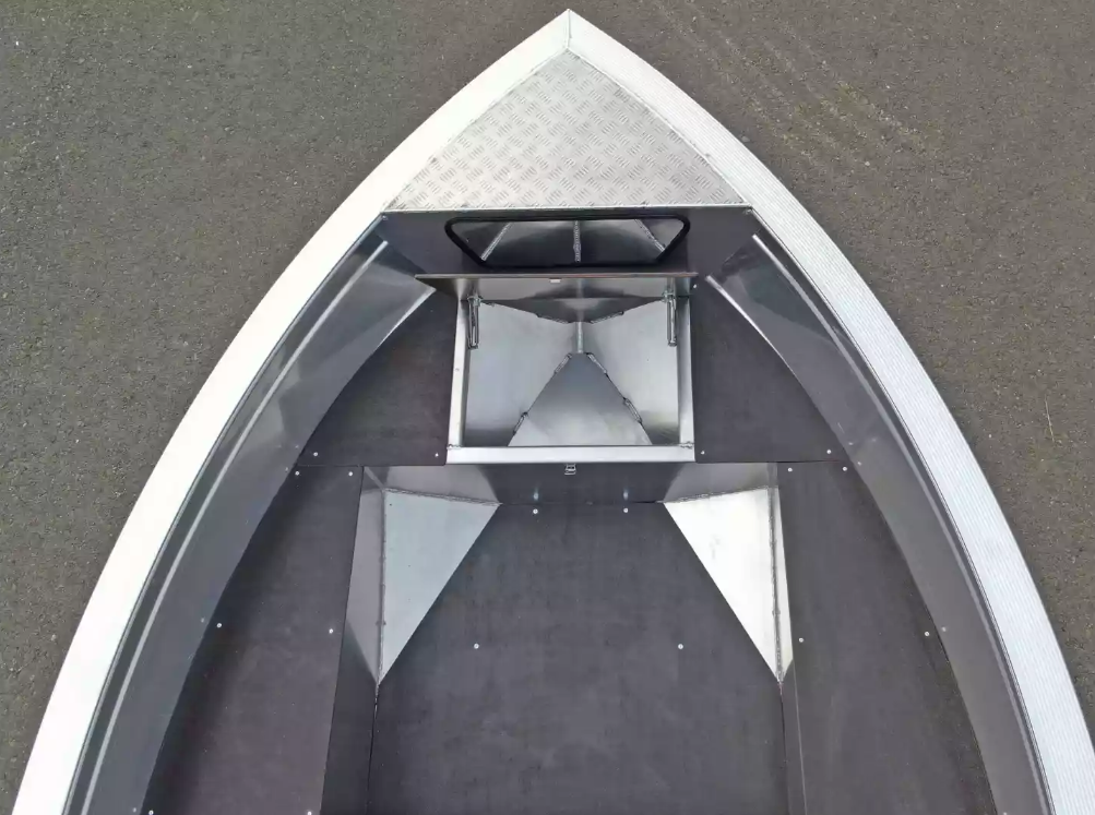 Алюминиевая лодка  Неман-420 в Саранске