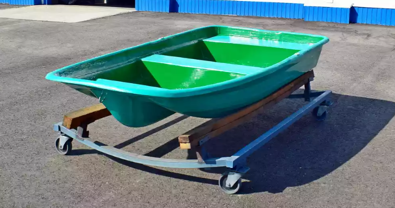 Стеклопластиковая лодка Старт (тримаран) в Саранске