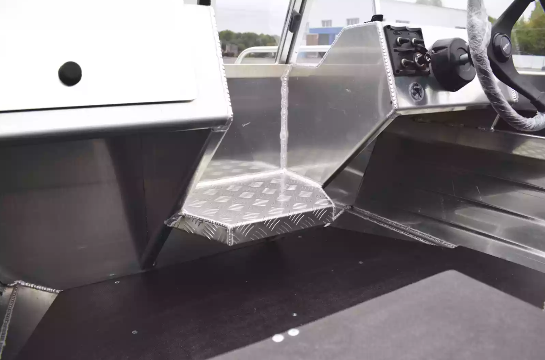 Алюминиевая лодка  Neman-400 PRO в Саранске