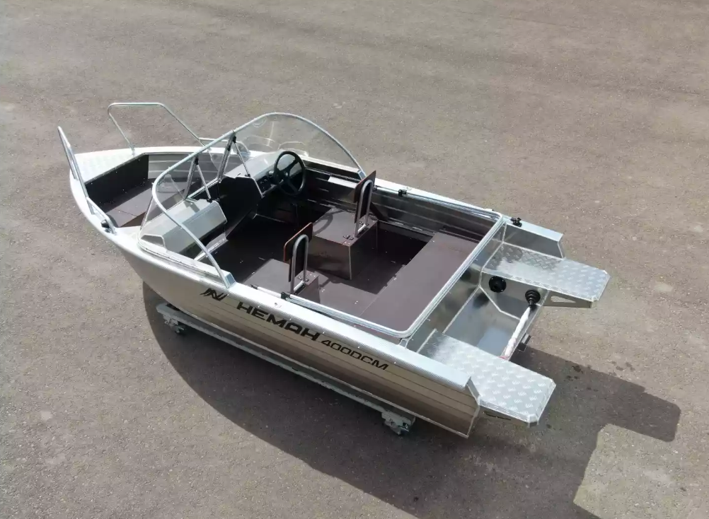 Алюминиевая лодка  Неман-400 DCM NEW в Саранске