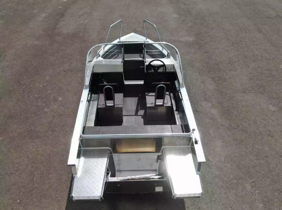 Алюминиевая лодка  Неман-400 DCM NEW в Саранске