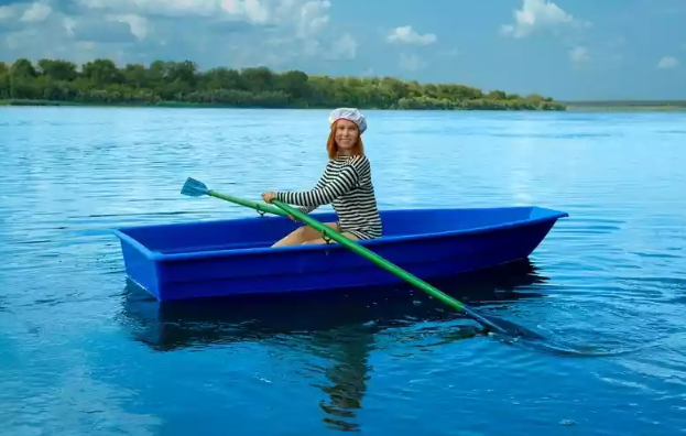 Стеклопластиковая лодка Малютка в Саранске