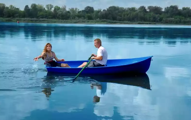 Стеклопластиковая лодка Дельфин в Саранске