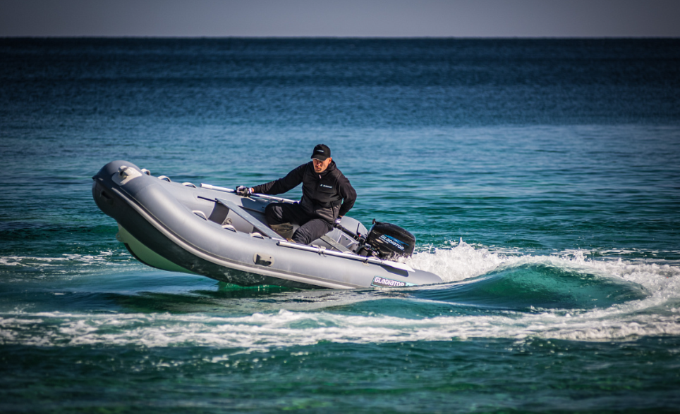 Лодка GLADIATOR RIB380AL в Саранске