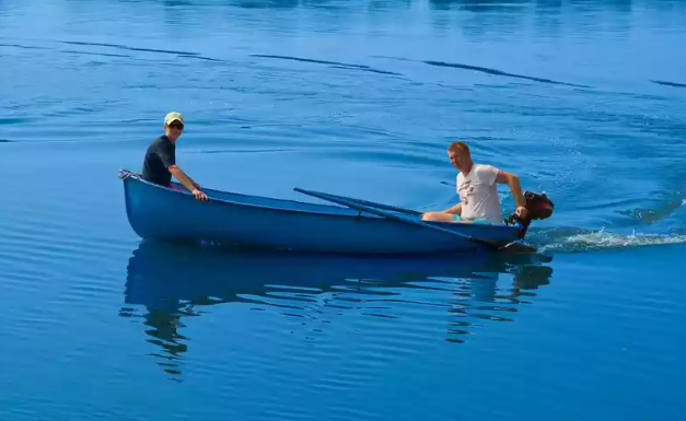 Стеклопластиковая лодка Омуль в Саранске