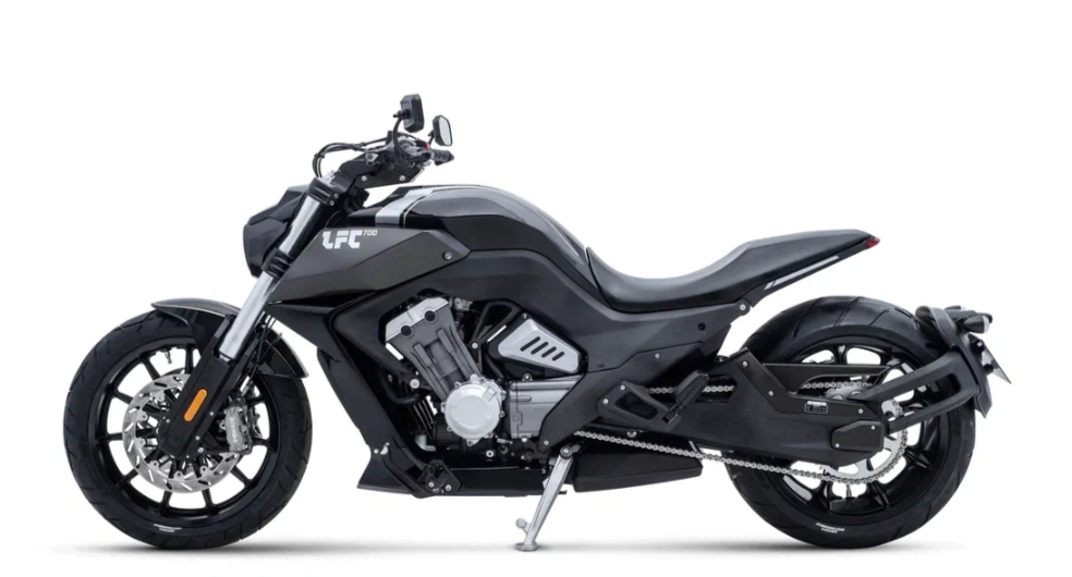 Мотоцикл Benda LFC 700 в Саранске