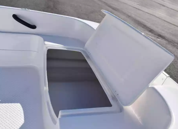 Стеклопластиковая лодка Пингвин (тримаран) в Саранске