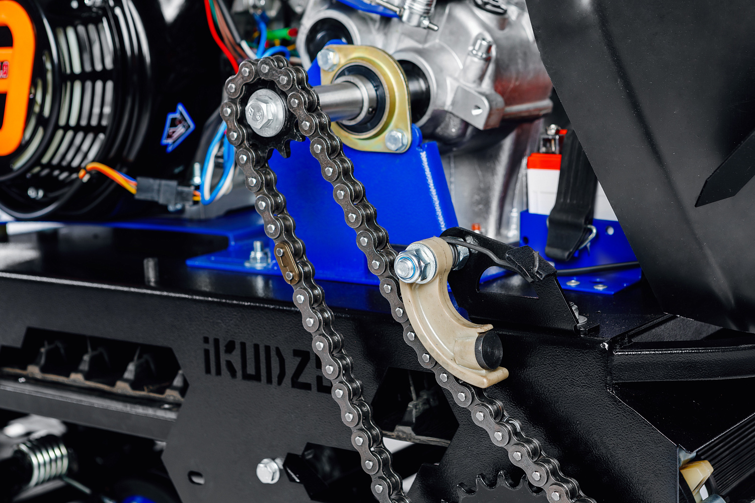 МОТОБУКСИРОВЩИК IKUDZO LONG 2.0 1700/500 EKR19 в Саранске