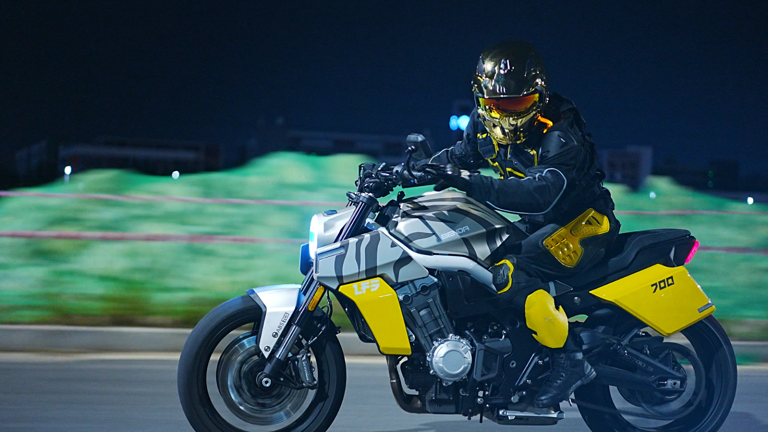 Мотоцикл Benda LFS 700 в Саранске